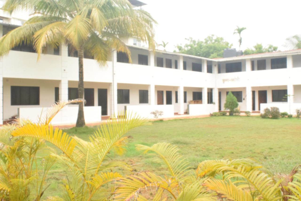 Opulence Resort Awas Alibaug アリバグ エクステリア 写真
