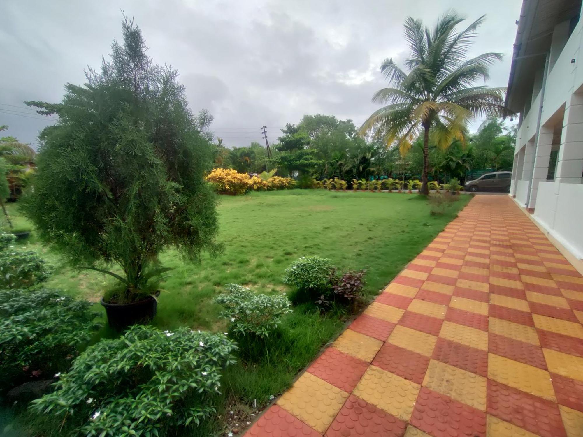 Opulence Resort Awas Alibaug アリバグ エクステリア 写真